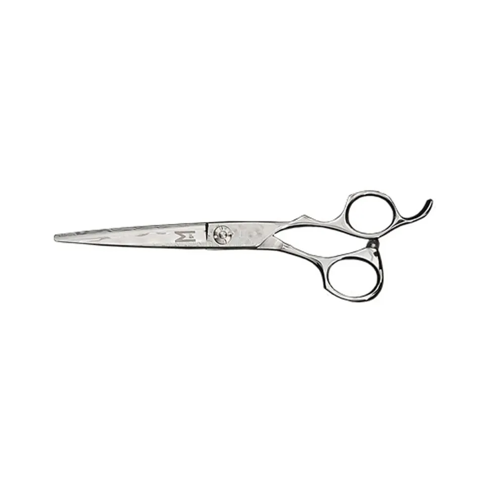 Mashiro Chopin ciseaux coiffure damas décalés