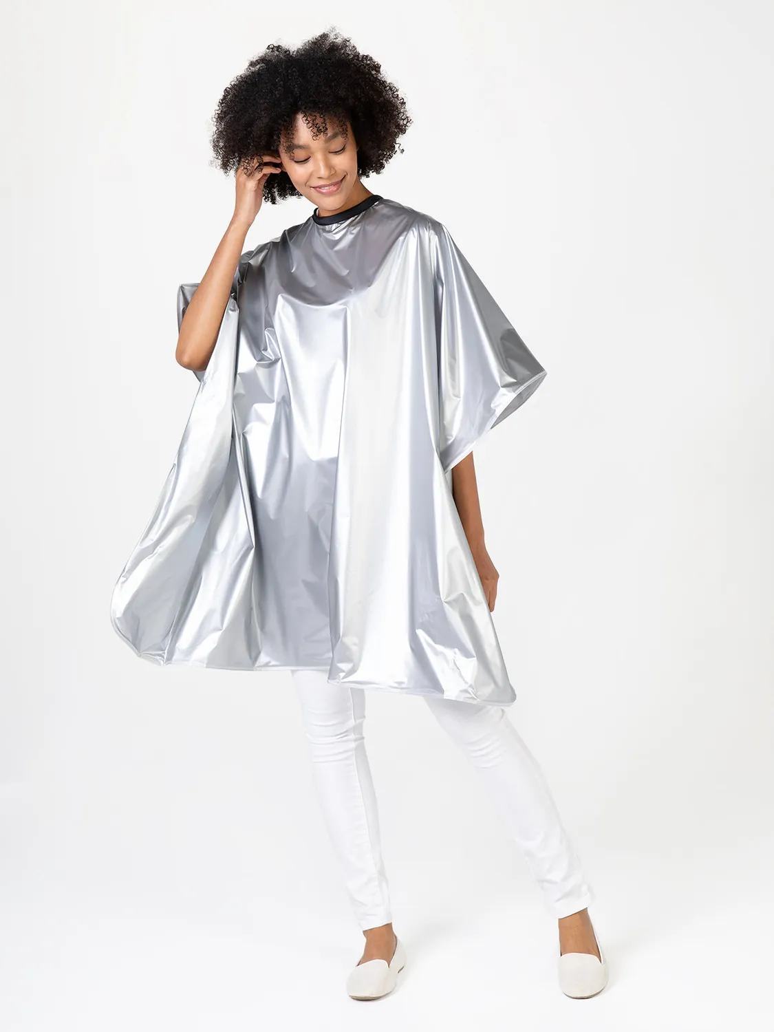 Betty Dain Lustre 311 cape shampooing