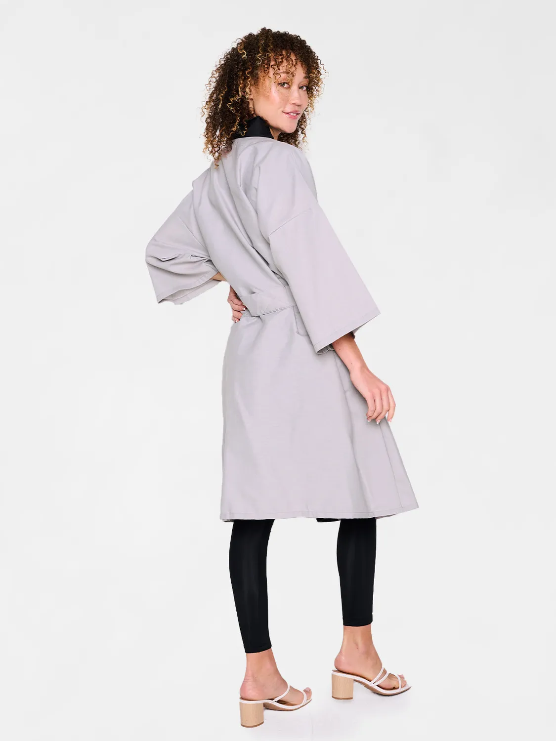 Betty Dain Big News Client Wrap peignoir salon